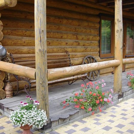 Смерекова Хата Potschajiw Exterior foto