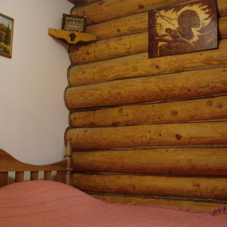 Смерекова Хата Potschajiw Exterior foto