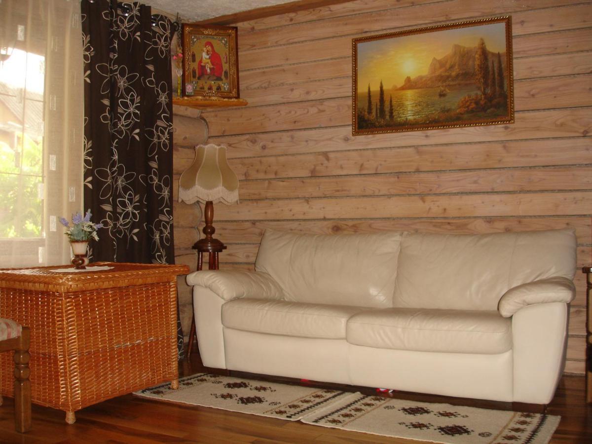 Смерекова Хата Potschajiw Exterior foto