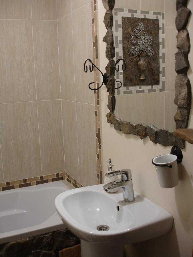 Смерекова Хата Potschajiw Exterior foto